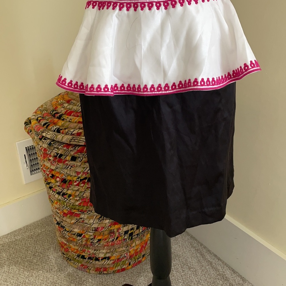 Host Pick! NWT Pearl by Georgina Chapman of Marchesa White & Black Peplum Dress - Picture 3 of 9